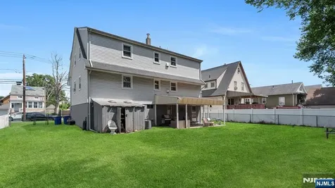 25 Poplar Avenue Little Ferry NJ 07643