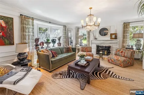 221 Avondale Road Ridgewood NJ 07450