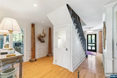 221 Avondale Road Ridgewood NJ 07450