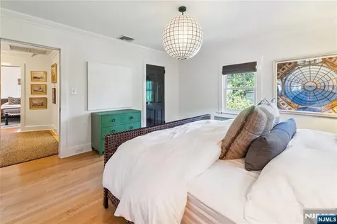 221 Avondale Road Ridgewood NJ 07450