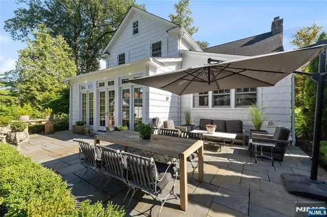 221 Avondale Road Ridgewood NJ 07450