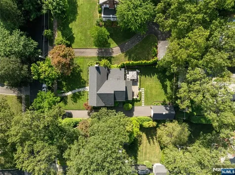 221 Avondale Road Ridgewood NJ 07450