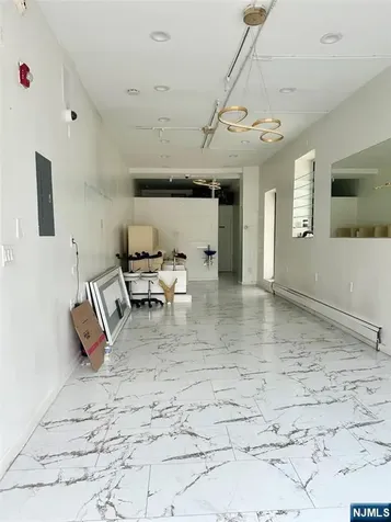 10 Hilliard Avenue Edgewater NJ 07020