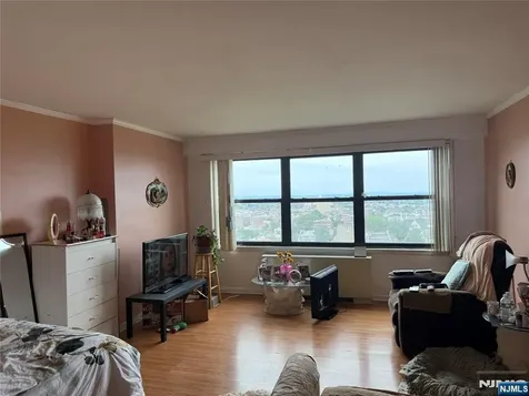 285 Aycrigg Avenue Passaic NJ 07055