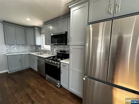 38 Telford Street East Orange NJ 07018