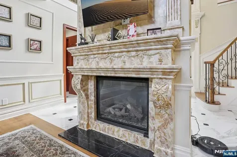 100 Johnson Court Closter NJ 07624
