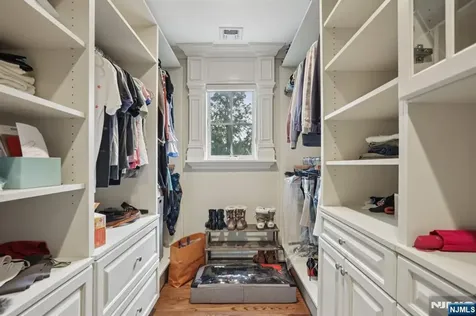 100 Johnson Court Closter NJ 07624