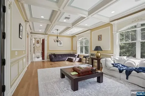 100 Johnson Court Closter NJ 07624