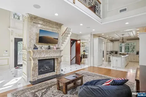 100 Johnson Court Closter NJ 07624