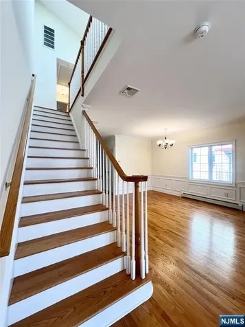 445 7th Street Palisades Park NJ 07650