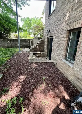445 7th Street Palisades Park NJ 07650