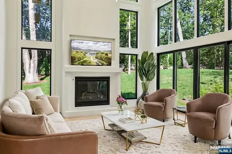 61 Riverview Terrace Upper Saddle River NJ 07458