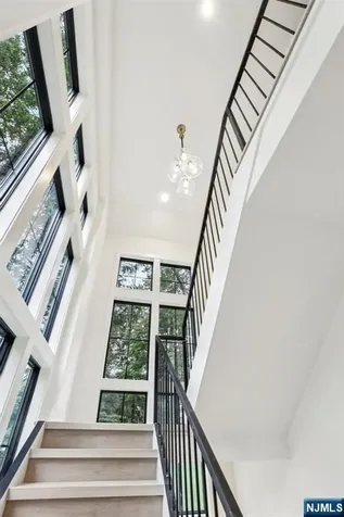 61 Riverview Terrace Upper Saddle River NJ 07458