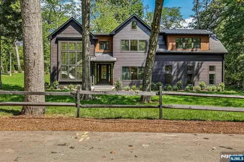 61 Riverview Terrace Upper Saddle River NJ 07458