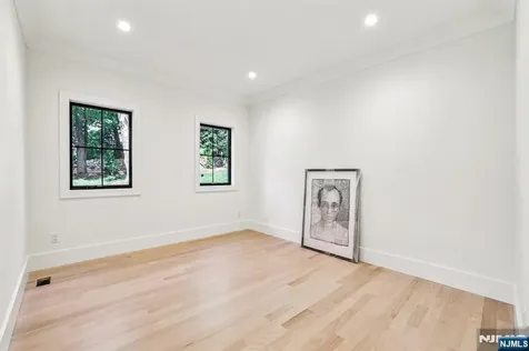 61 Riverview Terrace Upper Saddle River NJ 07458