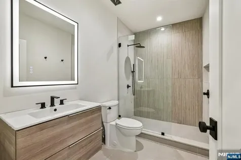 61 Riverview Terrace Upper Saddle River NJ 07458