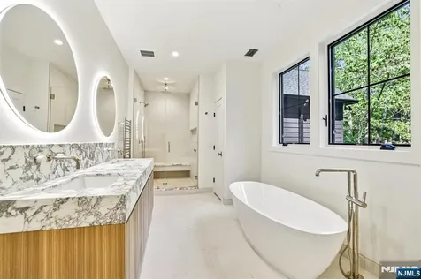 61 Riverview Terrace Upper Saddle River NJ 07458