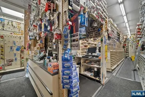333-335 Broad Avenue Leonia NJ 07605