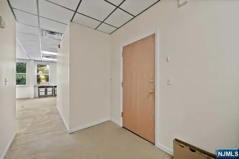 333-335 Broad Avenue Leonia NJ 07605
