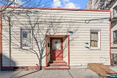 6307 Dewey Avenue West New York NJ 07093