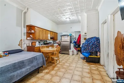 6307 Dewey Avenue West New York NJ 07093
