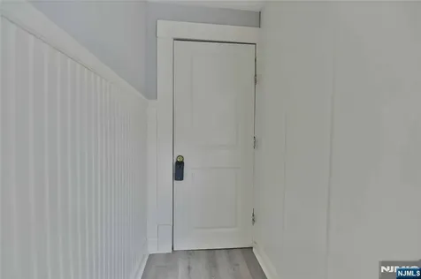 44 N Central Avenue Ramsey NJ 07446