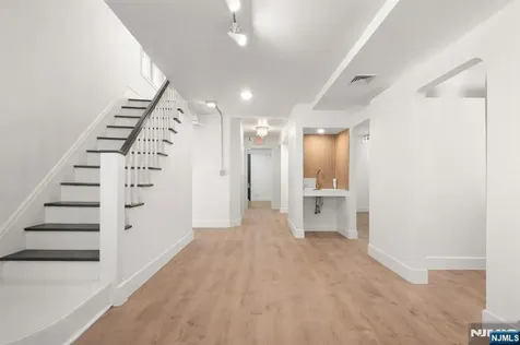 1618 Parker Avenue Fort Lee NJ 07024