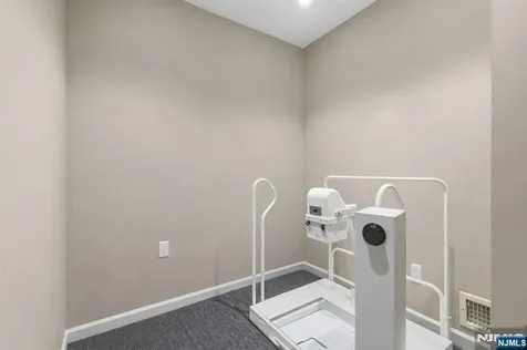 1618 Parker Avenue Fort Lee NJ 07024