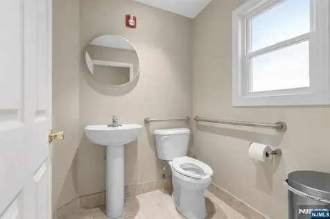 1618 Parker Avenue Fort Lee NJ 07024