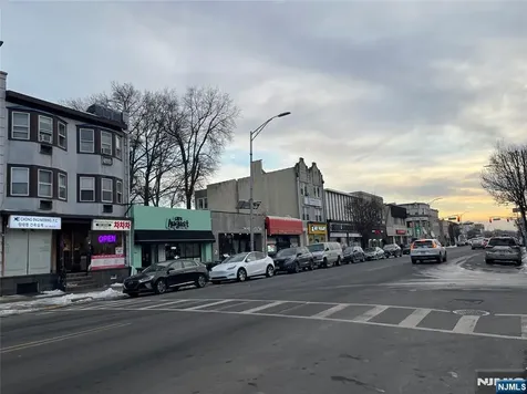 324 Broad Avenue Palisades Park NJ 07650