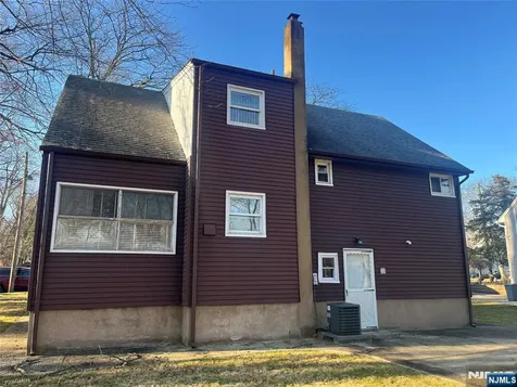 539 Sandra Place Teaneck NJ 07666