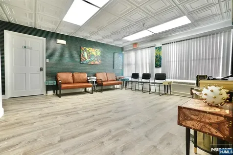 464-470 Valley Brook Avenue Lyndhurst NJ 07071