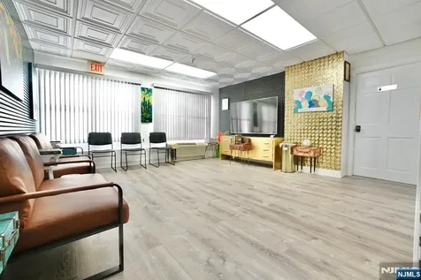 464-470 Valley Brook Avenue Lyndhurst NJ 07071