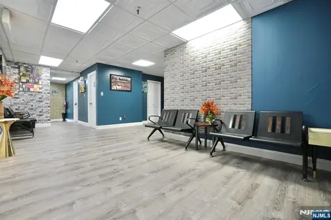 464-470 Valley Brook Avenue Lyndhurst NJ 07071