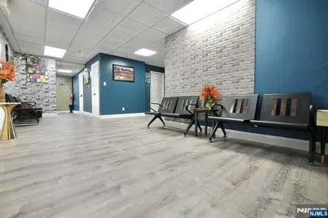 464-470 Valley Brook Avenue Lyndhurst NJ 07071