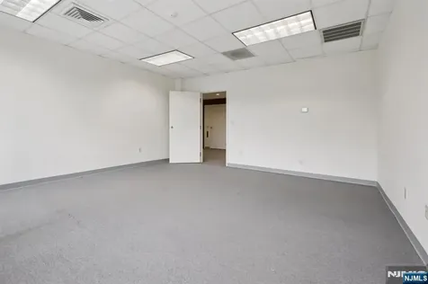 100 Union Avenue Cresskill NJ 07626