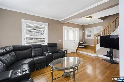 75 Pine Street Hackensack NJ 07601