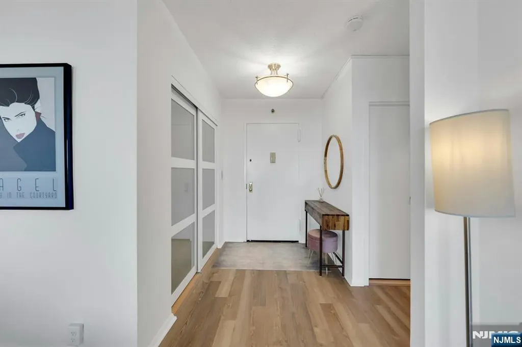 1530 Palisade Fort Lee NJ 07024