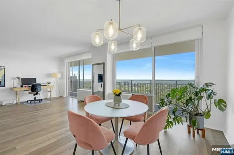 1530 Palisade Fort Lee NJ 07024