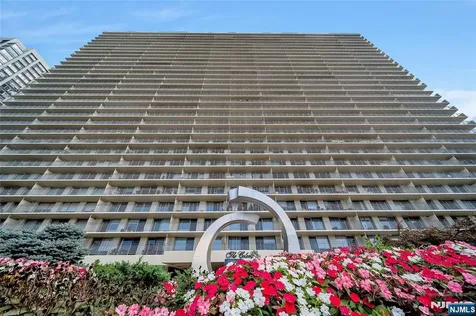 1530 Palisade Fort Lee NJ 07024