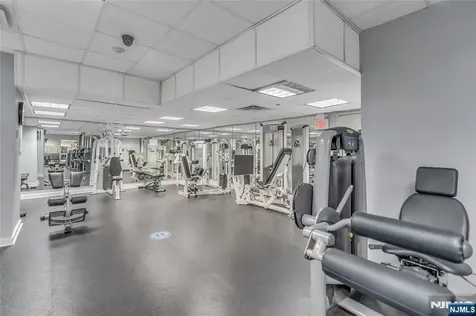 1530 Palisade Fort Lee NJ 07024