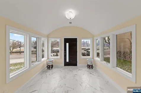 859 Boulevard East Weehawken NJ 07086