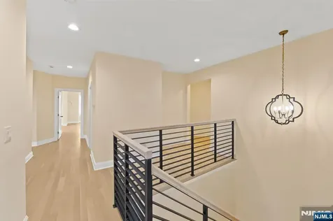 859 Boulevard East Weehawken NJ 07086