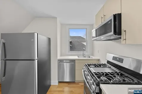 859 Boulevard East Weehawken NJ 07086
