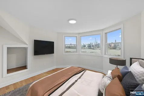859 Boulevard East Weehawken NJ 07086