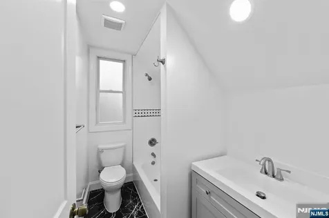 859 Boulevard East Weehawken NJ 07086