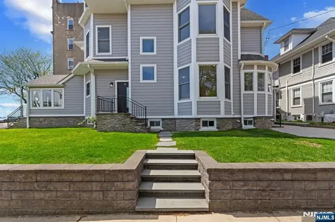 859 Boulevard East Weehawken NJ 07086