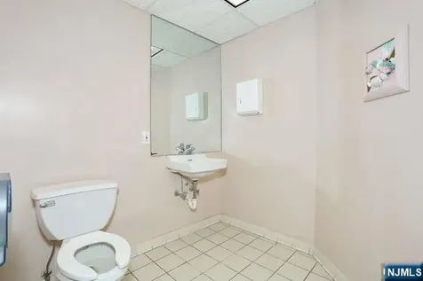 271 W Route 46 Fairfield NJ 07004