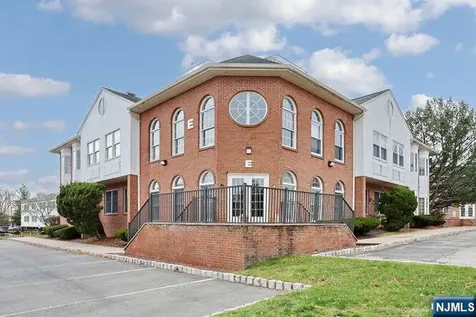271 W Route 46 Fairfield NJ 07004