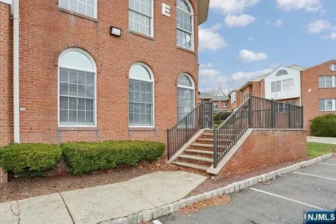 271 W Route 46 Fairfield NJ 07004